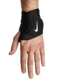 Nike Pro Wrist and Thumb Wrap 3.0